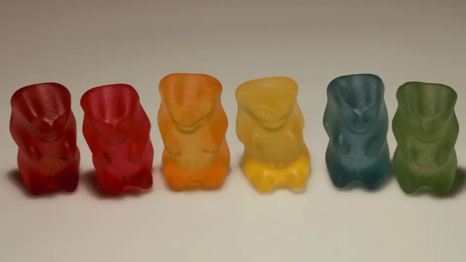 Gombeertjes in allerlei kleuren naast elkaar